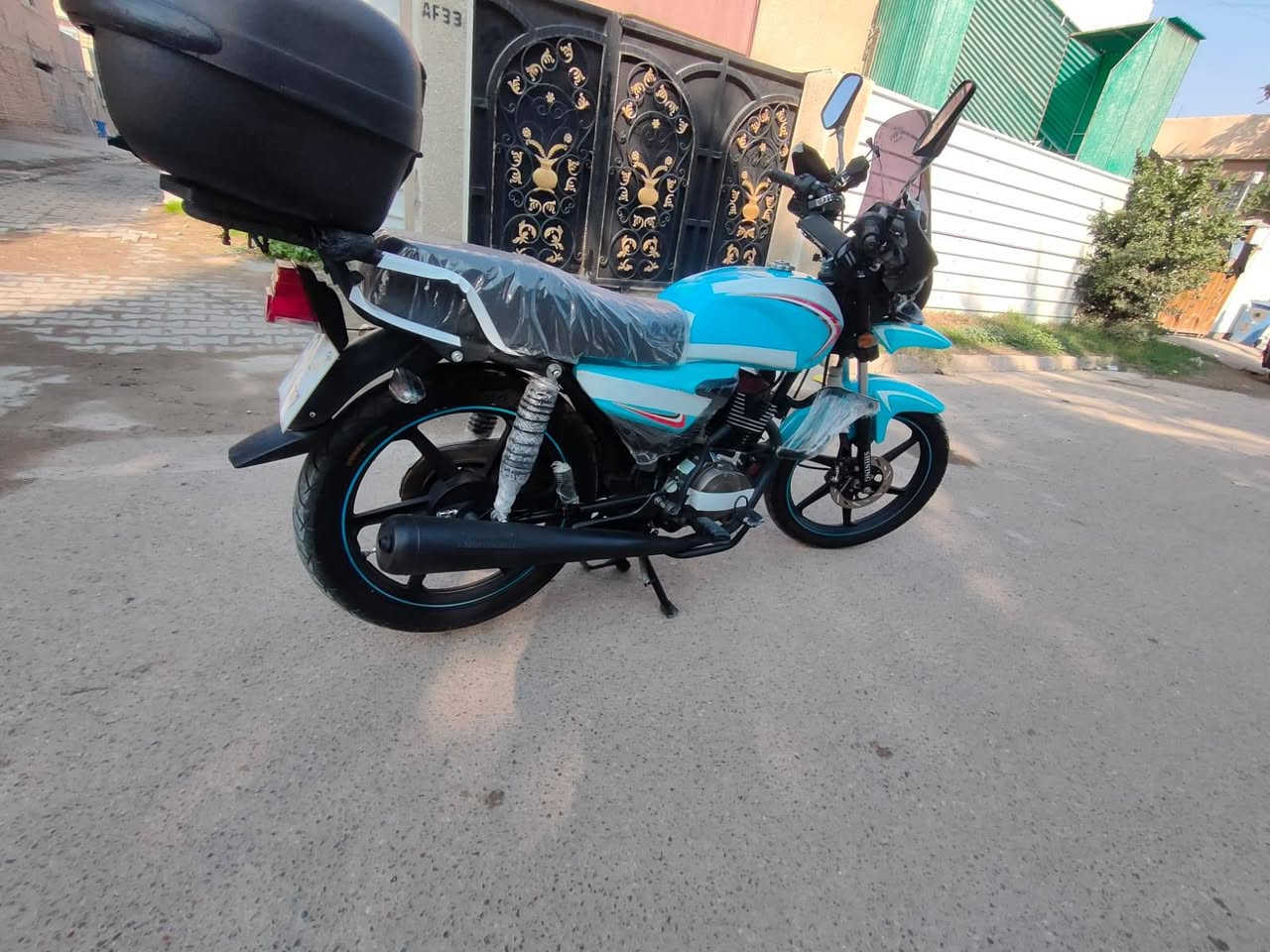 للبيع مليون وبيه مجال بسيط شاينك 23 اوراق ممرقم
***********
