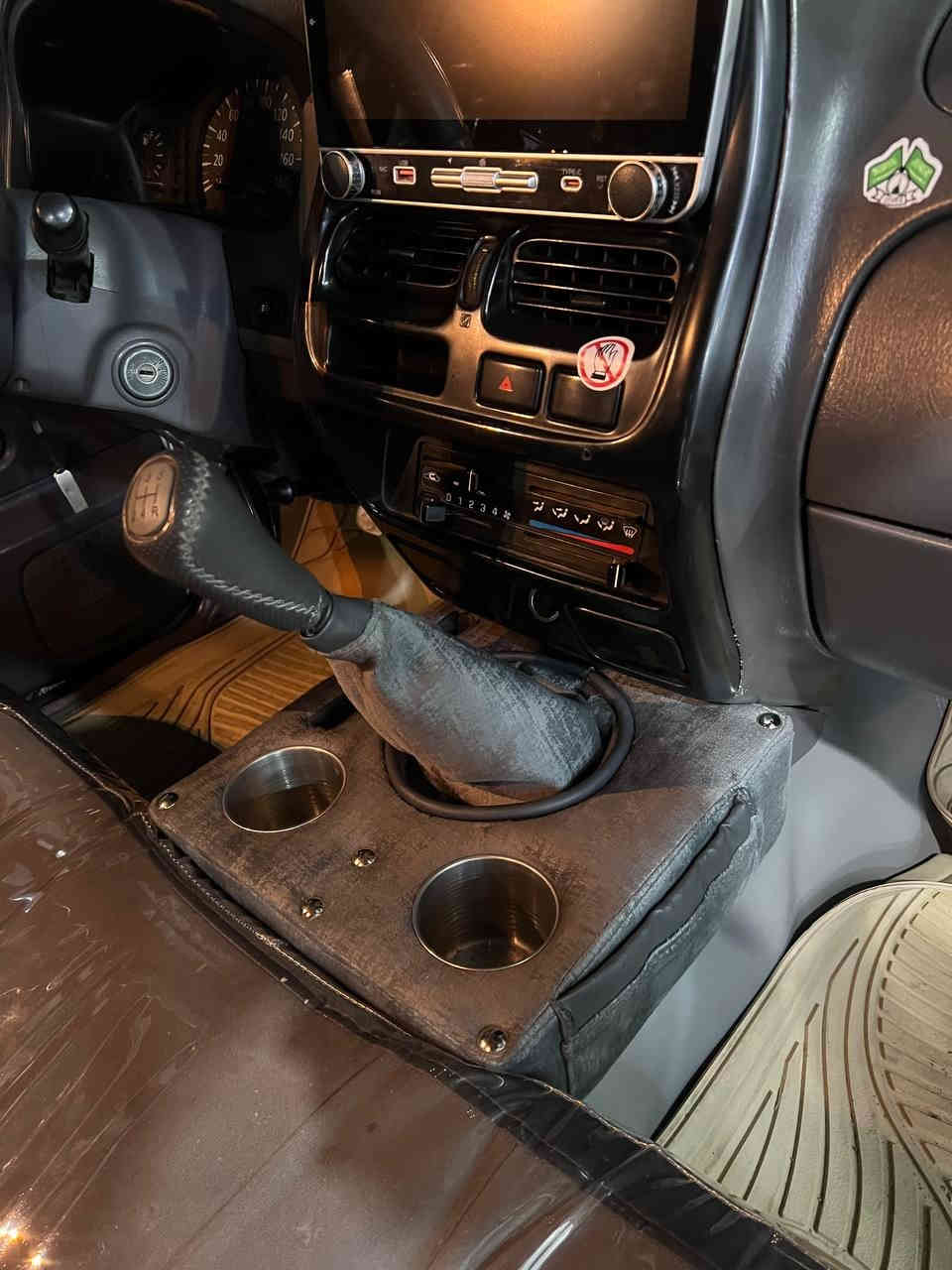 دروست کردنی . کەپ هۆڵدەر. شوێن گێڕ + جێ شان . بە جوانترین شێواز و باشترین مواد + بۆ هەموو جۆرە سەیارەیەک . 
بە سعرێکی هەرزان. نامە بنێرن لەخزمەتانام .ناونیشان: سلیمانی . کانی سپیکە خوار مزگەوتی تەبایی.🤍 ***********
