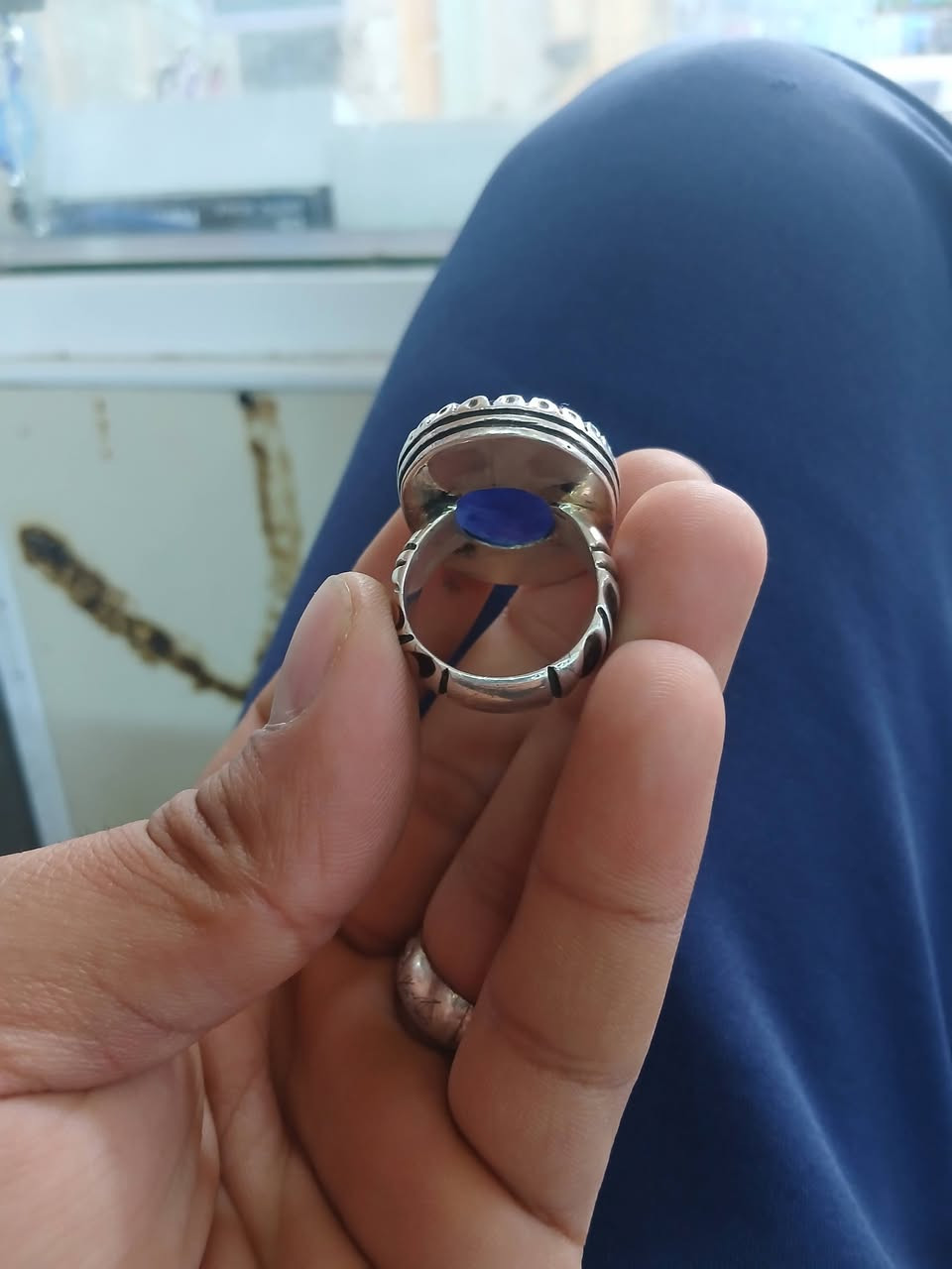 زفير افريقيه حجره 12 غرام بس الحجره قياس 24 تحفه فنيه سعر خاص؟ ***********
