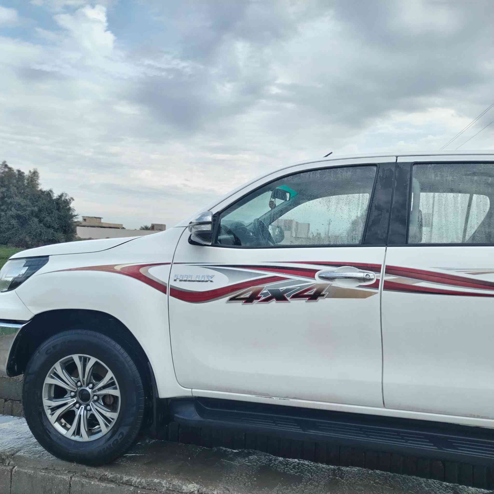 هايلوكس فورويل موديل ١٧ كويتي فول مواصفات سياره خير من الله رقم أربيل تحويل مباشر  السعر ٢٥٠ وبيه مجال إذ مراوس تي ار دي او ادفنجر او جي ار عادي ترهم للستفسار التواصل على الرقم *********** بي واتساب
