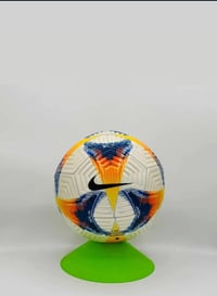 متوفر كرات باكستانيه الصنع خياط و تجي وتر بروف كلش راقيه سعر القطعه ب ...