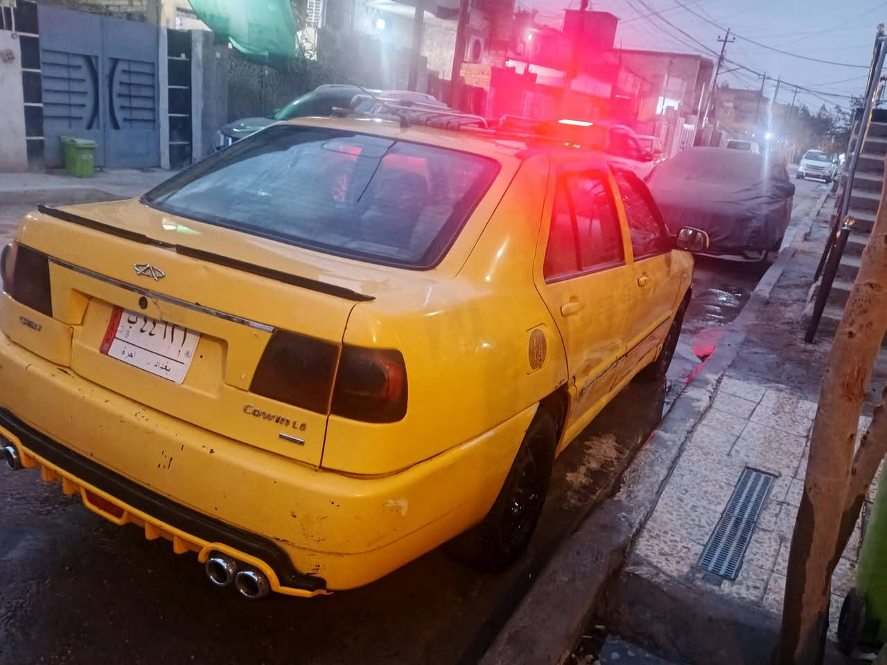 شيري كوين موديل 2011 كير مكينه بلاد مكينه بيه خط تبخير سيارة بسمي. سياره خير من الله علما السياره ماشتغل  تكسي بيه سيارة مال بيت  سنويه ساقطه بل 2025  مكاني بغداد زعفرانيه سعر 28 وبيه مجال شراي اتصل وبيك خير وتدلل ***********
