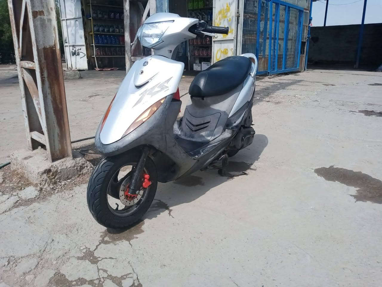 السلام عليكم. مكفول ورمبه  وتفاصيل واضحه 
باقي الصور وي المنشور


**إذا كنت صاحب هذا الإعلان وتريد حذفه لأي سبب، رجاءا أرسل رسالة إلى الدعم الفني**