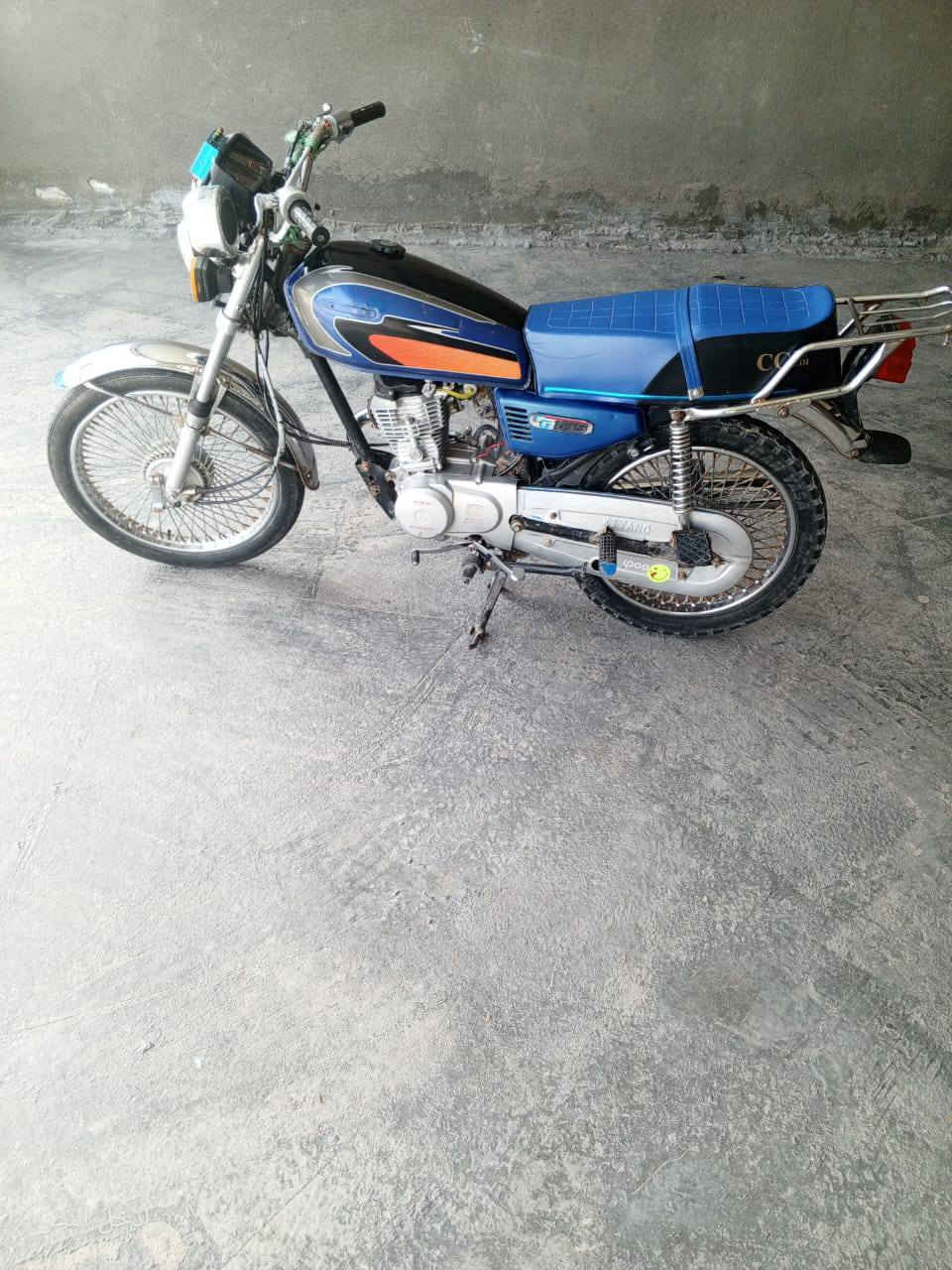 السلام عليكم دراجه موديل 21 للبيع مكاني حمزه الغربي قرب شركه الاتحاد///***********
