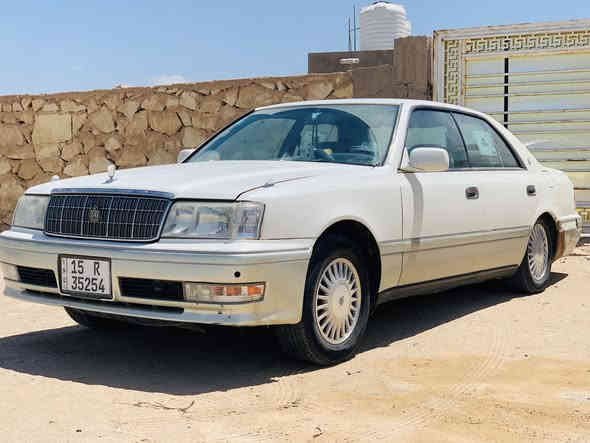 سلام عليكم 
راس ثور مديل ١٩٩٦ 
سيارع يرادلها تعمير  
سعر ٩٠ وبيها مجال 
رقم انبار بسمي  
اتصال ***********
