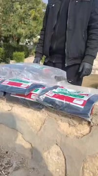 علاكه قياس ٤١*٤٥ اسود  الكونيه بيها ٥ ربطات الربطه بيها ٢٥ درزن  الدرز...