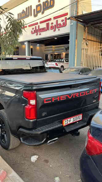 السلام عليكم سلفرادو 
موديل 21
باب طويل بدي قصير z71
قطعتين تبريد دبل اكسل كشنات جلد
محرك v8
ضرر 3 قطع بدون ايرباك
عداد المسافة 64 كيلو متر
قبغ بدي جلد
دشبول إلكتروني ديجتال
السعر 265
رقم بغداد باسمي
***********
