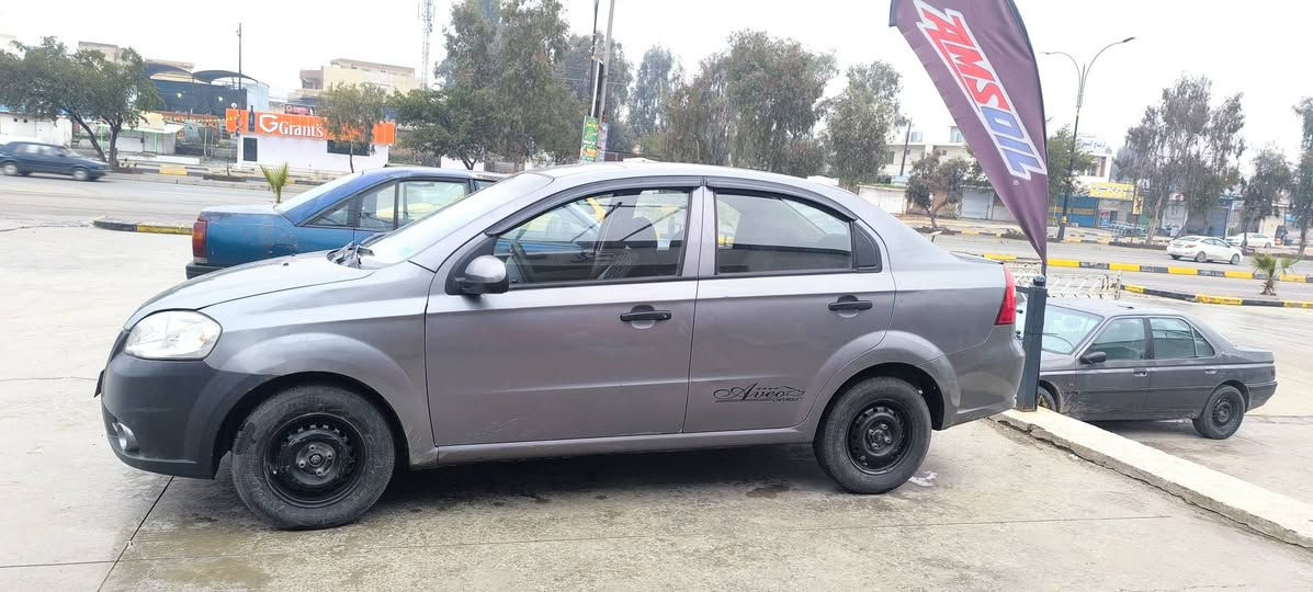 السلام عليكم
افيو توماتيك 2008 خليجي كوري
قطعتين صبغ بدون داخل 
رقم جديد وسنوية وهزة وفحص 
محرك وكير شرط 
***********
***********
