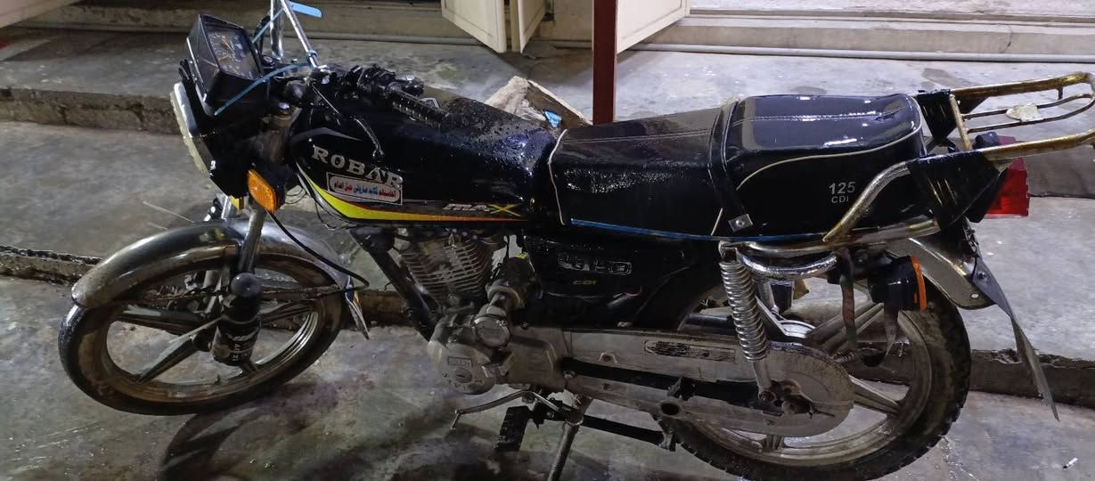 السلام عليكم دراجه موديل 2020 نوع ايراني دراجه شغاله بالكامل للاستفسار التواصل على هذا الرقم
***********
