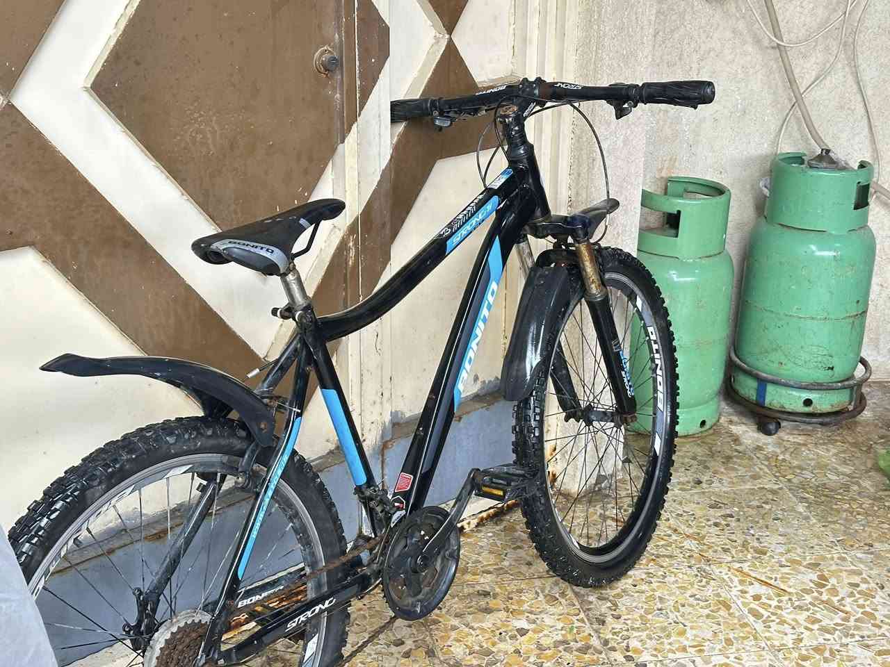 السلام عليكم بايسكل مستعمل مع بم هواء هدية البايسكل من وكالة اصلي بدالة اصلية السعر 80 الف وبي مجال العنوان البصرة-القبلة-حي المهندسين
رقم التلفون ***********
