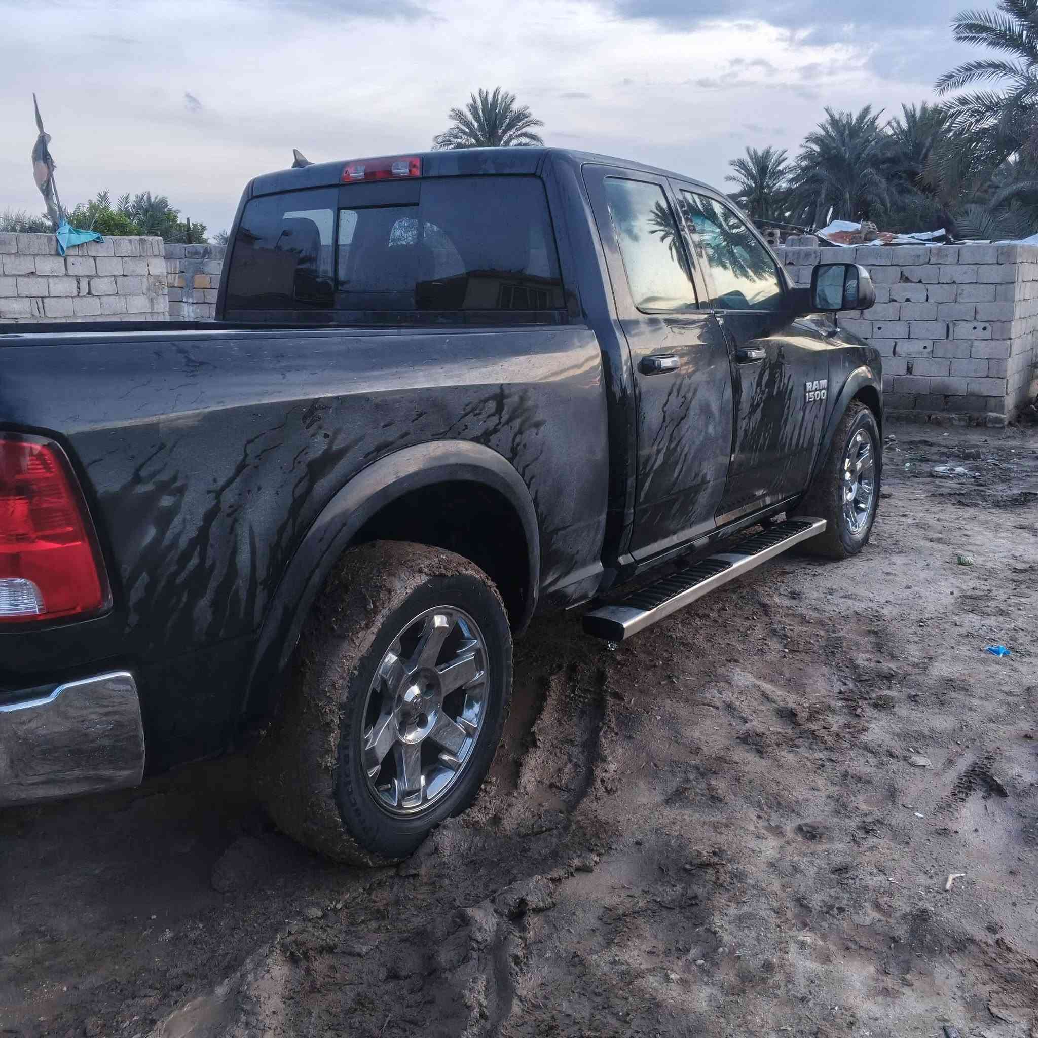 السلام عليكم 
للبيع اؤ مراوس 
رام موديل 17 رقم دهوك تحويل فقط 
حادث جاملغ امامي بدون دواخل بدون ايرباك 
ماشيه 172
 مكينه 5700 بيه منضومت غاز 
سياره بتره مو طويله مواصفات بك هورن 
جاهزه من كلشي 
سعره 200
مكان بابل القاسم ***********
