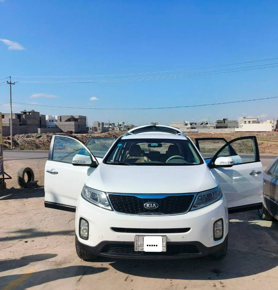 السلام عليكم ورحمة الله
سورنتو بالسنويةموديل2013 شكل ال14 
مكينه 6 سلندر 
3قطع تبريد 
مري شفط 
7راكب 
ويل حجم 19 كروم
كاميرة خلفية
حساسات 
كشنات جلد 
تحكمات ستيرن 
بصمة بيبان 
بصمة تشغيل 
اشاير بالمري 
اشاير ترحيب
صدر وحداديه جديدة
بطارية جديدة
تخم اطارات جديدة
سيارة خير من الله نصبته حلوة
السيارة كفالة عامة فقط بارد خفيف في خشم البنيد
رقم ديالى / مميز
---------------------------------
المكان /ديالى بعقوبة 
السعر 185$ وبيها مجال 
الهاتف  ***********
