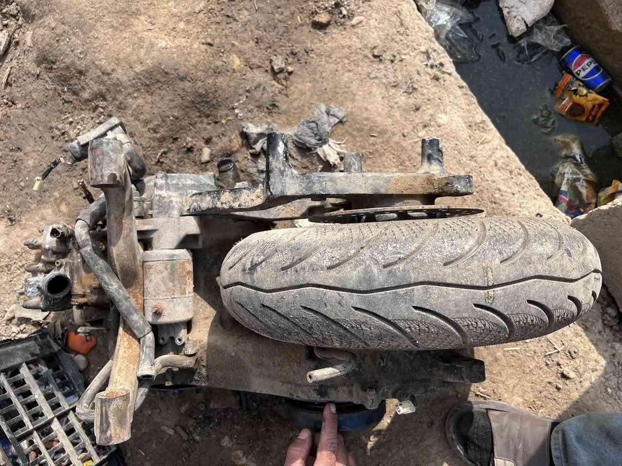 يا الله سلام عليكم تفصيخ08شتحتاج موجود شرط الشغل وسعار جوه السوك موجود توصيل 🚚 جميع المحافضات6الف للحجز راسلني واتساب او خاص***********
