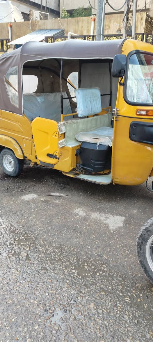 سلام عليكم تك تك 21اوراق نضيفه سعر 6ونص هاذا رقمي ***********
