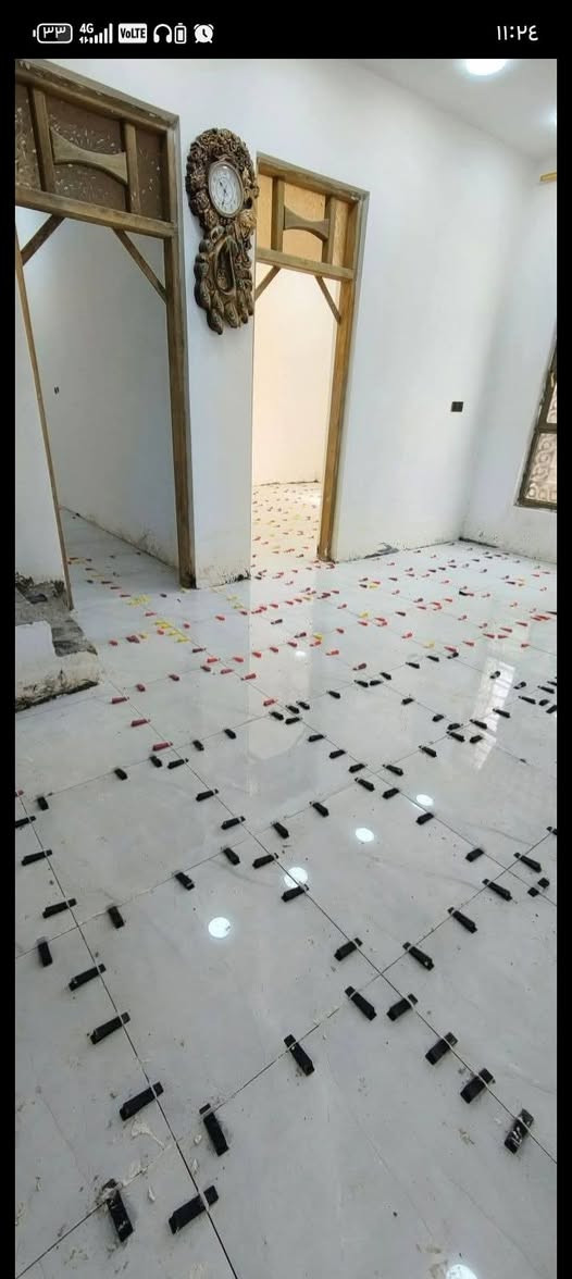 السلام عليكم خلفه سيراميك متفرغ حاليا جدران ارضيه للاستفسار الاتصال على الرقم او متواجد واتساب مكاني بغداد ***********
