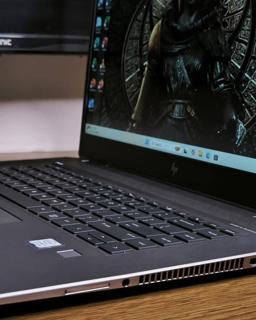 🔥 HP ZBook Studio G5 – قوة احترافية بنحافة وأناقة 🔥
لابتوب مثالي للتصميم، المونتاج، الهندسة وكل الشغل الثقيل 💪

💻 المواصفات:

 • i7 الجيل التاسع H
 • رام 16GB
 • SSD 512GB سريع
 • كرت شاشة NVIDIA Quadro P1000 4GB
 • شاشة 15.6 FHD
 • نحيف وخفيف
 • نظافة ممتازة ✨

📍 الموقع: بغداد – الأمين
🕓 أوقات الدوام: من 4 العصر إلى 12 بالليل

✅ فحص امام المندوب قبل الاستلام
ضمان شهر بعد الاستلام

📲 راسلنا واتساب هسه واحجزه قبل لا يخلص �


**إذا كنت صاحب هذا الإعلان وتريد حذفه لأي سبب، رجاءا أرسل رسالة إلى الدعم الفني**