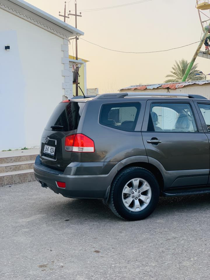 السلام عليكم للبيع. فقط
كيا موهافي وارد امريكي كفاله من الصبغ والضرر  بيها فقط بارد بالباب الخلفي 
ماشيه 158 
 موديل 2009 
رقم صلاح الدين 
دولي سنويه جديده 
تحويل مباشر 

كير محرك شرط  
محرك V6 3800 ✈️
شلعه ونشاط فول 🚀 
مواصفات عاديه  
تبريد ثلج ❄️ تدفئه 🔥 
٧ راكب. 
دواخل عسلي 🍯 
امري شفط 
2 ويل المرغوب 🆕 
تخم تاير جديد 🆕 
صدر ٨٠ بالميه 
سياره جاهزه 
نصبتها اتخبل 👍

مكان السياره
 صلاح الدين 
 متواجد 
الضلوعيه وتكريت 

السعر  110  وبيها مجال 

الااتصال ***********
