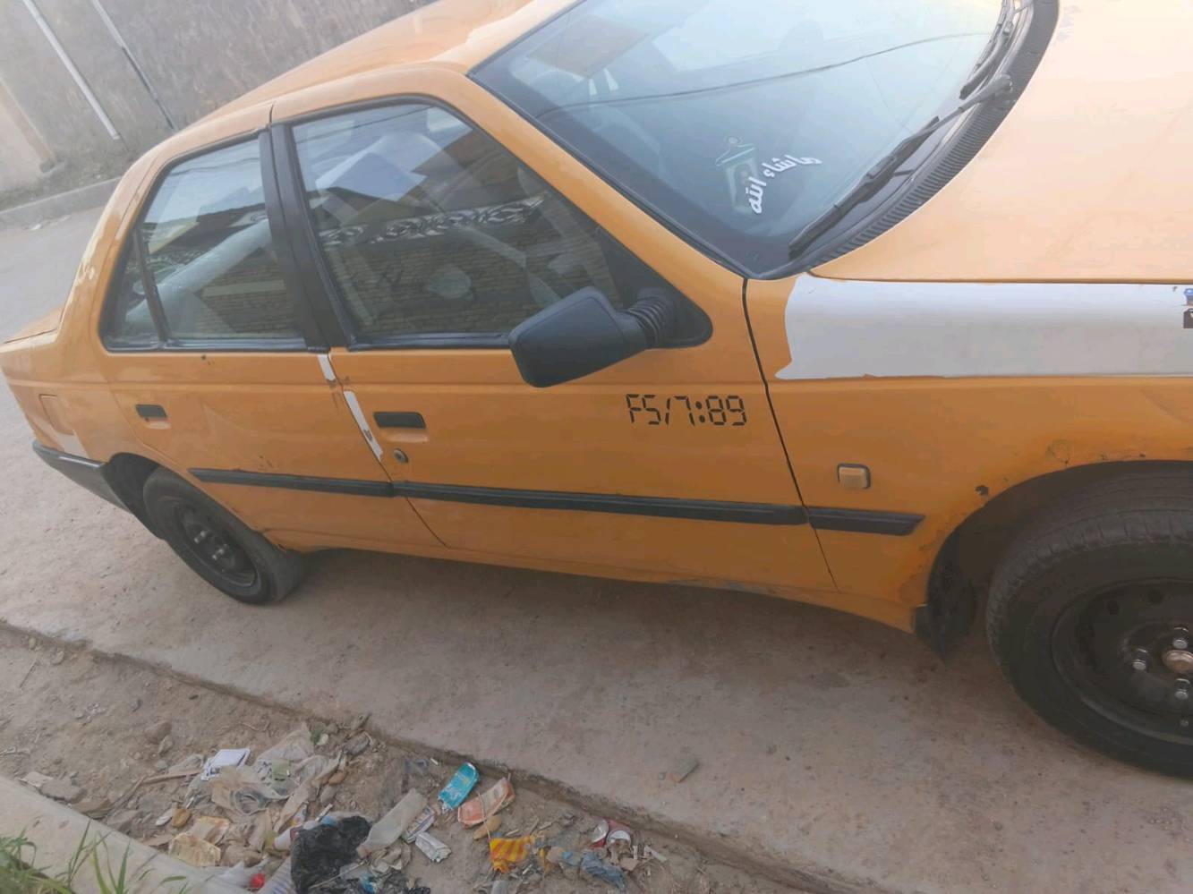 سيارة بيجو 2009 نضيفة تخم تايرات جديد حداديه جديده مكينة نضيفة ما متعوبة 
السعر 30 ورقة وبيها مجال قليل
