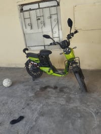 دراجة شحن • بدها بطارية • مطيحة