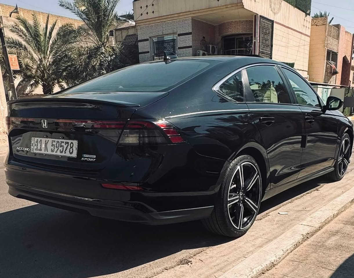 سلامً عليكم اكورد موديل 24سبورت ماشيه 10000حادثه دعاميه فقط مكانه الرصافه ***********
