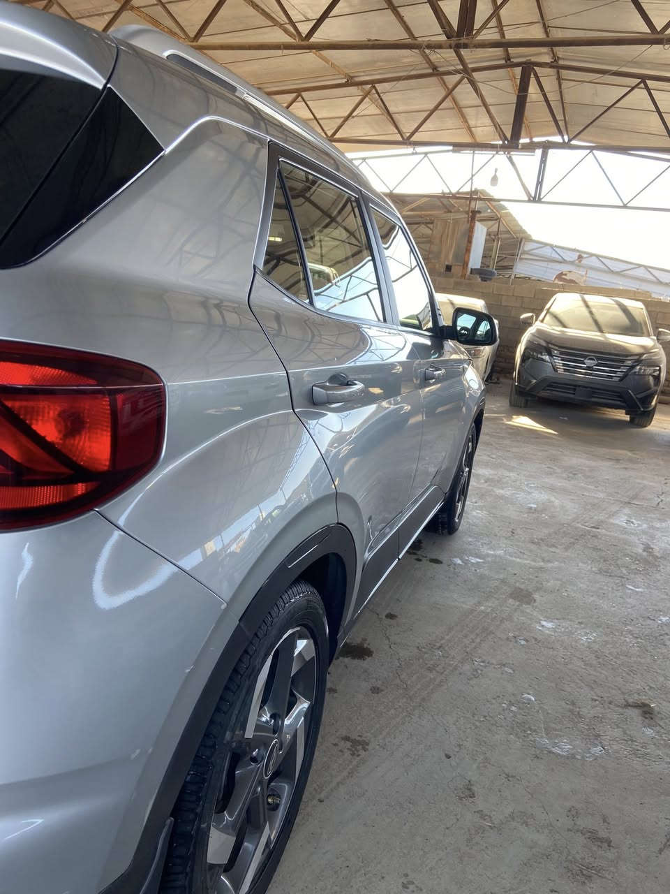 للبيع او مراوس ب چارجر او كامري او جيب او فورد اكسبلور  حسب القناعه  فينو موديل 21 حادث دعاميه اماميه فقط بدون دواخل محرك 16 دبول نوزل المرغوب 3 وضعيات قياده رادار قياده ذاتيه تنبيه عند الخروج من المسار نقطه عمياء تبريد ثلج رقم بغداد بإسمي مكان السياره سامراء    ***********  مامتواجد ع الفيس والموشراي لايتصل السعر 135 وبيها مجال بسيط
