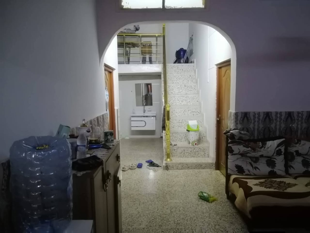 دار للبيع ( 200م ) واجهة ( 10م )
موقع_العقار 🗺 : حي الخضراء - خلف الرعاية الاجتماعية
طابو ملك صرف 
لمزيد من معلومات اتصال على
📞***********
