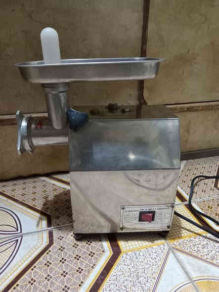 اغراض للبيع مكاني بغداد جكوك قريب على الكاظمية ***********
