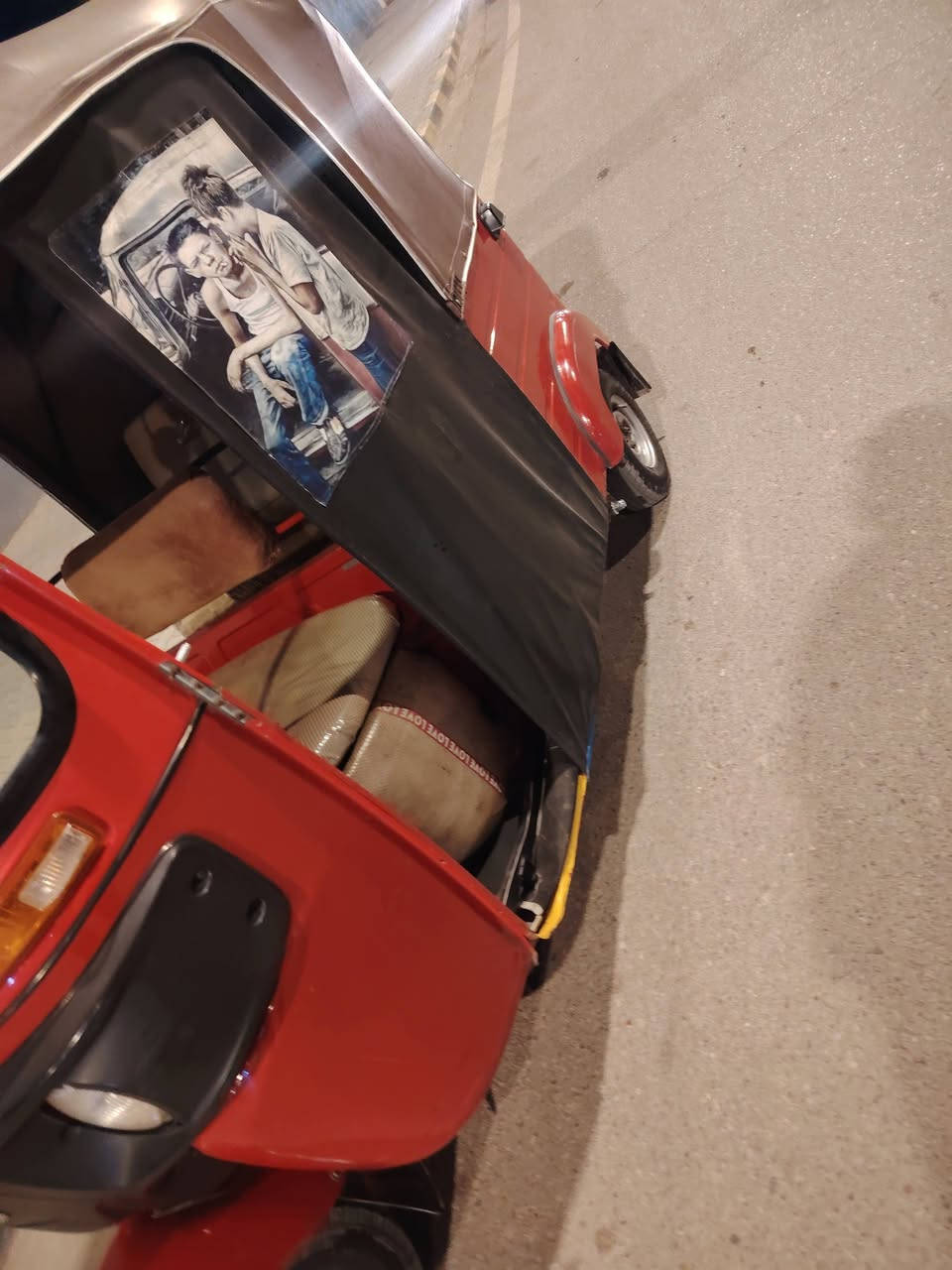 2019 شهر 12 محسوبه ع 20 رقم وسنويه كشرة كفاله ومكينه مجفته لا تنقص ولا تبخر سعرها 6300 وبيه مجال قليل مكاني عمارة مكلف بنشر شراي يتصل ***********
