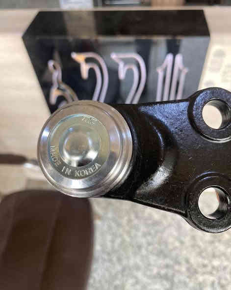 عروض الصدر للسيارت الكوريه من شركة أنوار الهادي 🚗🚗🚗
العرض يشمل (دبلات امامي عدد(٢) + شمعات عدد(٢)+ رواط عدد (٢) + طوبات عدد(٢) + بوش طبله كبير عدد(٢)+ بوش طبله صغير عدد (٢)  + لاستيك مشروح عدد(٢) )

١-صدر امامي ألنتر (٢٠٠٧-٢٠١١) >> (١٦٥) الف دينار عراقي 
٢-صدر امامي ألنترا (٢٠١١-٢٠١٦) >> (١٨٠) الف دينار عراقي 
٣-صدر امامي ألنترا (٢٠١٧-٢٠١٩) >> (٢٠٠) الف دينار عراقي 
٤-صدر امامي أكسنت (٢٠٠٦-٢٠١٠) >> (١٦٥) الف دينار عراقي 
٥-صدر امامي أكسنت (٢٠١١-٢٠١٨) >> (١٨٠) الف دينار عراقي
٦-صدر امامي سوناتا (٢٠٠٦-٢٠١٠) >> (١٧٥) الف دينار عراقي 
٧-صدر امامي سوناتا (٢٠١١-٢٠١٤) >> (٢٠٠) الف دينار عراقي 
٨-صدر امامي سوناتا (٢٠١٥-٢٠١٨) >> (٢٢٠) الف دينار عراقي
٩-صدر امامي أوبتما (٢٠٠٦-٢٠١٠) >> (١٧٥) الف دينار عراقي 
١٠-صدر امامي أوبتما (٢٠١١-٢٠١٤) >> (٢٠٠) الف دينار عراقي 
١١-صدر امامي أوبتما (٢٠١٥-٢٠١٩) >> (٢٢٠) الف دينار عراقي
١٢-صدر امامي أوبترا (٢٠٠٤-٢٠١٤) >> (١٦٠) الف دينار عراقي 
١٣-صدر امامي أفيو >> (١٦٠) الف دينار عراقي 
١٤-صدر امامي فورتي + سيراتو (٢٠٠٩-٢٠١٢)>> (١٦٥) الف دينار عراقي 
١٥-صدر امامي فورتي + سيراتو (٢٠١٤-٢٠١٨)>> (١٨٠) الف دينار عراقي 
١٦-صدر امامي سبورتج (٢٠٠٦-٢٠١٠) >> (١٨٠) الف دينار عراقي 
١٧-صدر امامي سبورتج (٢٠١١-٢٠١٦) >> (٢١٠) الف دينار عراقي 
١٨-صدر امامي سبورتج (٢٠١٧-٢٠١٩) >> (٢٤٠) الف دينار عراقي  
١٩-صدر امامي توسان (٢٠٠٦-٢٠١٠) >> (١٨٠ ) الف دينار عراقي 
٢٠-صدر امامي توسان (٢٠١١-٢٠١٦) >> (٢١٠) الف دينار عراقي 
٢١-صدر امامي توسان (٢٠١٧-٢٠١٩) >> (٢٤٠) الف دينار عراقي 
٢٢-صدر امامي سنتافيا (٢٠٠٨-٢٠١٢) >> (٢٢٥) الف دينار عراقي 
٢٣-صدر امامي سنتافيا (٢٠١٣-٢٠١٥) >> (٢٢٥) الف دينار عراقي 
٢٤-صدر امامي سورنتو (٢٠٠٩-٢٠١١) >> (٢٢٥) الف دينار عراقي 
٢٥-صدر امامي سورنتو (٢٠١٢-٢٠١٥) >> (٢٢٥) الف دينارعراقي 
٢٦-صدر امامي سورنتو (٢٠١٦-٢٠١٩) >> (٢٤٠) الف دينار عراقي 
٢٧-صدر امامي صول (٢٠٠٩-٢٠١٣) >> (١٩٠) الف دينار عراقي 
٢٨-صدر امامي صول (٢٠١٤-٢٠١٨) >> (٢١٠) الف دينار عراقي 
٢٩-صدر امامي أزيرا (٢٠٠٦-٢٠١٠) >> (٢٠٠) الف دينار عراقي 
٣٠-صدر امامي أزيرا (٢٠١١-٢٠١٤) >> (٢٢٥) الف دينار عراقي 
٣١-صدر امامي كادنزا (٢٠١١-٢٠١٤) >> (٢٢٥) الف دينار عراقي 
٣٢-صدر امامي موهافي >> (٢٦٠) الف دينار عراقي 
٣٣-صدر امامي ريو (٢٠٠٦-٢٠١١) >> (١٦٥) الف دينار عراقي 
٣٤-صدر امامي ريو (٢٠١١-٢٠١٨) >> (١٨٠) الف دينار عراقي 
٣٥-صدر امامي كارنز (٢٠٠٧-٢٠١١)>> (١٩٥) الف دينار عراقي 

للحجز او الاستفسار يرجى مراسلة الصفحه او الاتصال على الأرقام التالية : *********** (ياسر) *********** (مجتبى)

العنوان : السنك الشارع القديم مقابيل مجمع مينا 
شركة : أنوار الهادي
