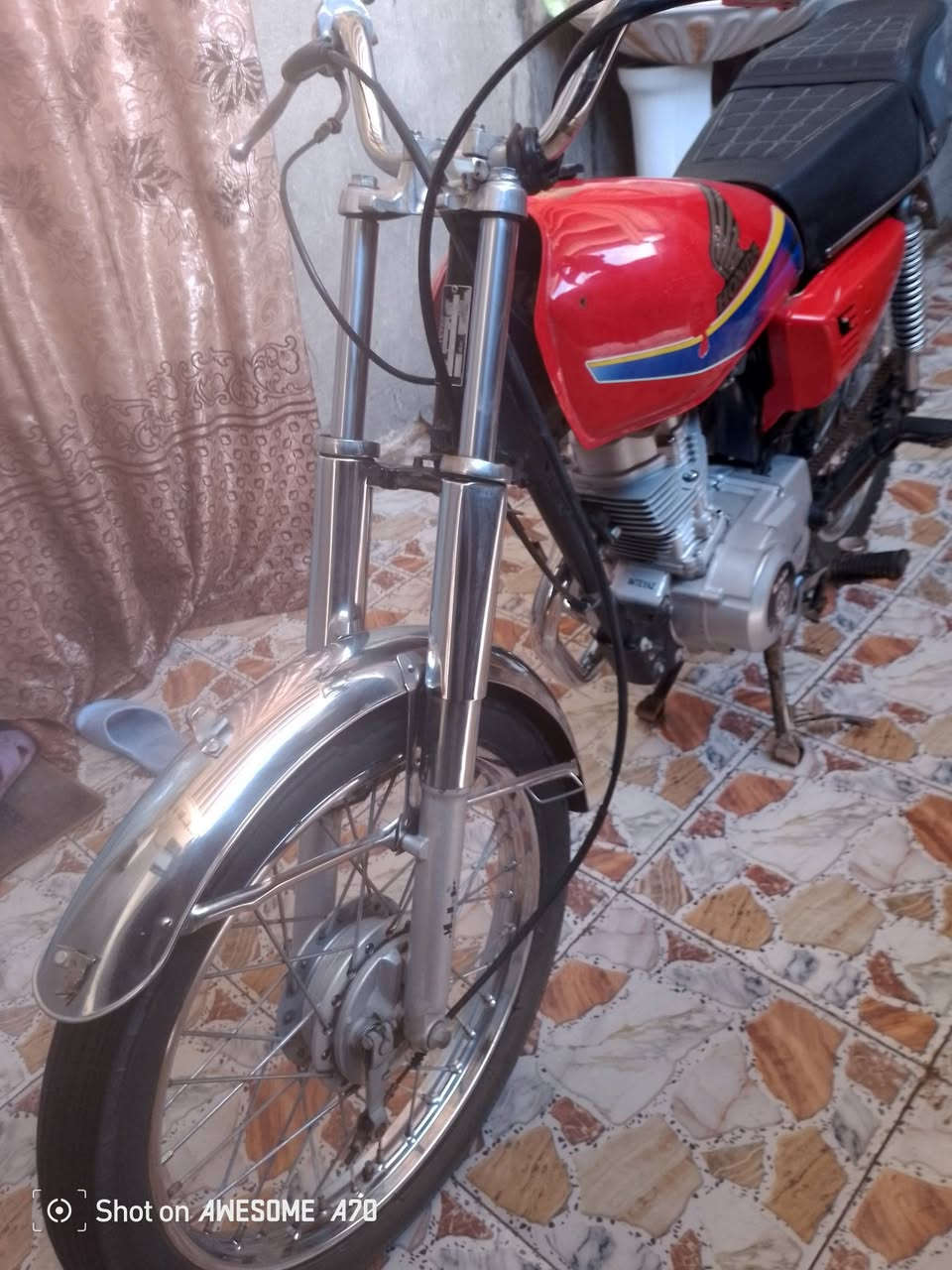 اربعه كير نضيفه سعره 300
مكاني كوفه واتساب ***********
