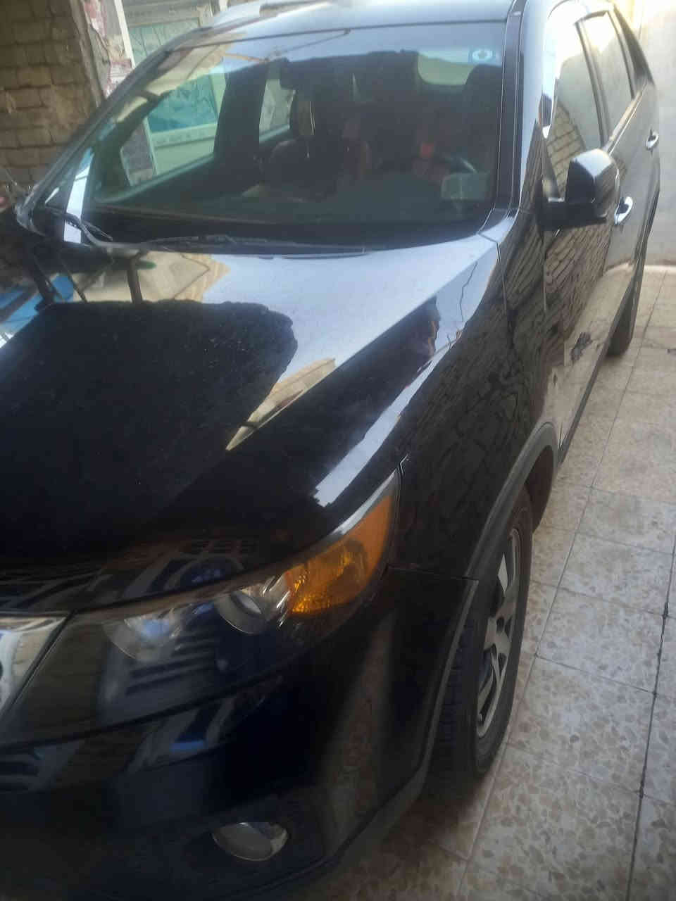 بيع مستعجل سيارة سورنتو وارد أمريكي كير محرك بحالة جيدة رقم صلاح الدين ألماني محرك 4 سلندر جي دي أي خمسة راكب السعر 110 أو مراوس بسيارة النترات مضلع أو سني هندي وبيها مجال قليل مكان السيارة بغداد والسونار مرفق سنويه منتهية رقم الموبايل *********** أبو محمد
