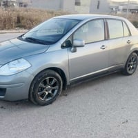 نيسان فيرسا 2010 صبغ أقل من حزام بس أبيع حزام بدون دواخل المحرك بي أثر...