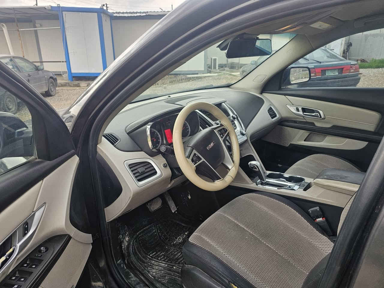 Gmc Terrain 2015       فرؤشتنى خێرا
تيران ٢٠١٥ خليجي خليجي
٤ بستن مكينة مرغوب
كير و مكينة بشرط
سنوي و رقم  جديد باسمي
شاشة كبير و لمس و کاميرا
كشن كاربايي
شغال
٤.٥ قطع صبغ بدون حادث
٢ سويج
٦٣٠ هزار غرامة
رقم اربيل
***********
سعر ١١٦ ورقة

***********
