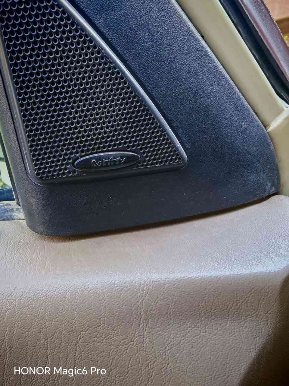 السلام عليكم ورحمة الله وبركاته
اوبتما موديل 2004 وارد امريكي 
ضرر جاملخ خلفي جهة السايق 
بلادية السيارة V6 فئة EX اعلى مواصفات بفئتها فتحة سقف سلايد روف تبريد بيانو سستم صوت infinity كشن السايق كهرباء كروس سرعة لايتات +بلوجكترات عدسة السيارة مصروف عليها باتري جديد تخم بلكات صدر امامي خلفي مي راديتر كلة اصلي وجديد السعر (68)$ ورقة بغداد البنوك (***********)
