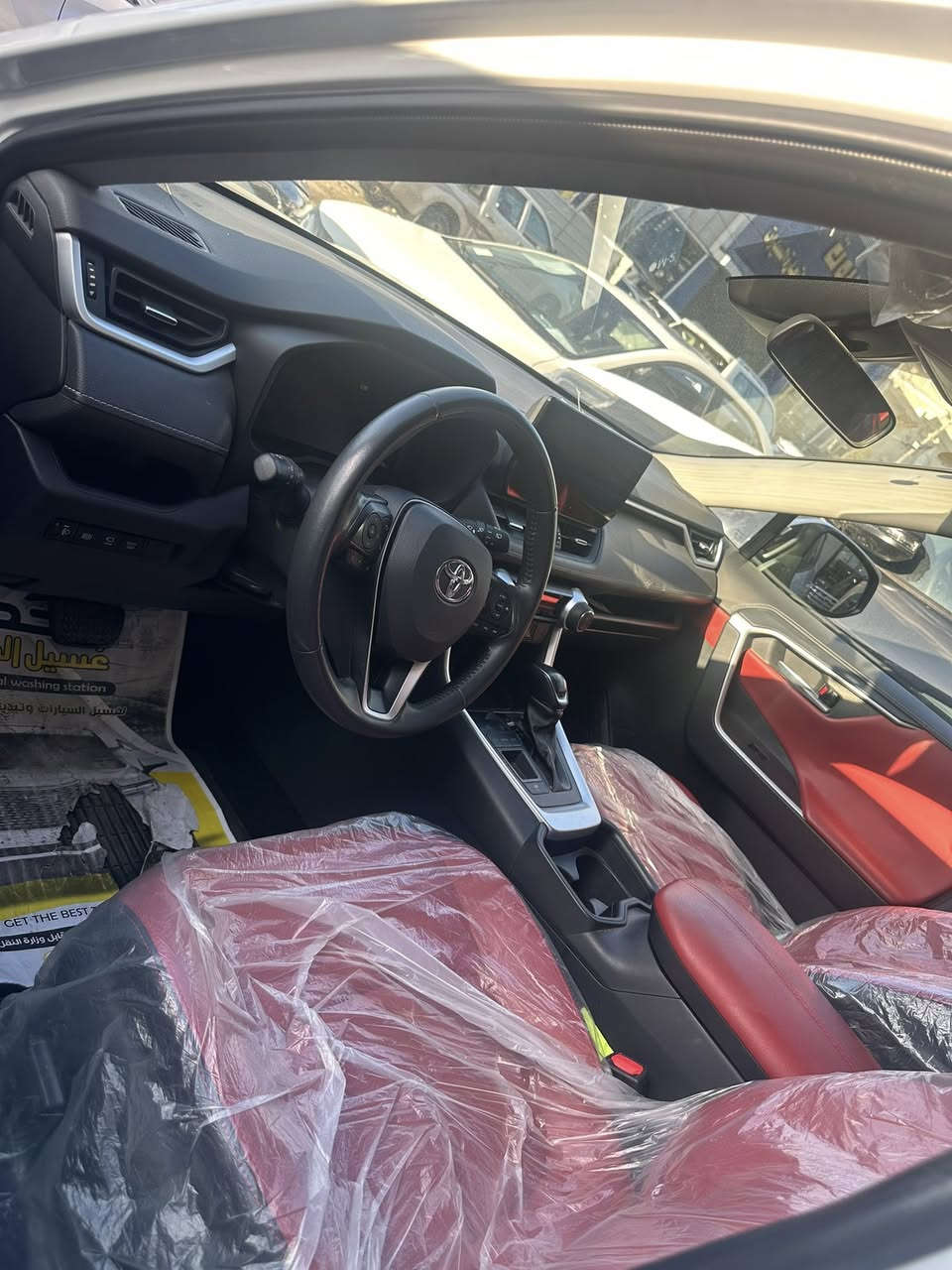 راف فور  موديل 2024 هايبرد النسخة الصينية
ماشية 9 
مواصفات (بانوراما-تحديد مسار -5 كامرات 360-تدفئه تبريد كشنات - كشنات كهربائي - داخل احمر -محرك 2500)
السيارة رقم بغداد ب اسمي تحويل مباشر 
-السيارة كفالة عامة من الصبغ ومن اي ضرر :كلين:

للاستفسار /***********
