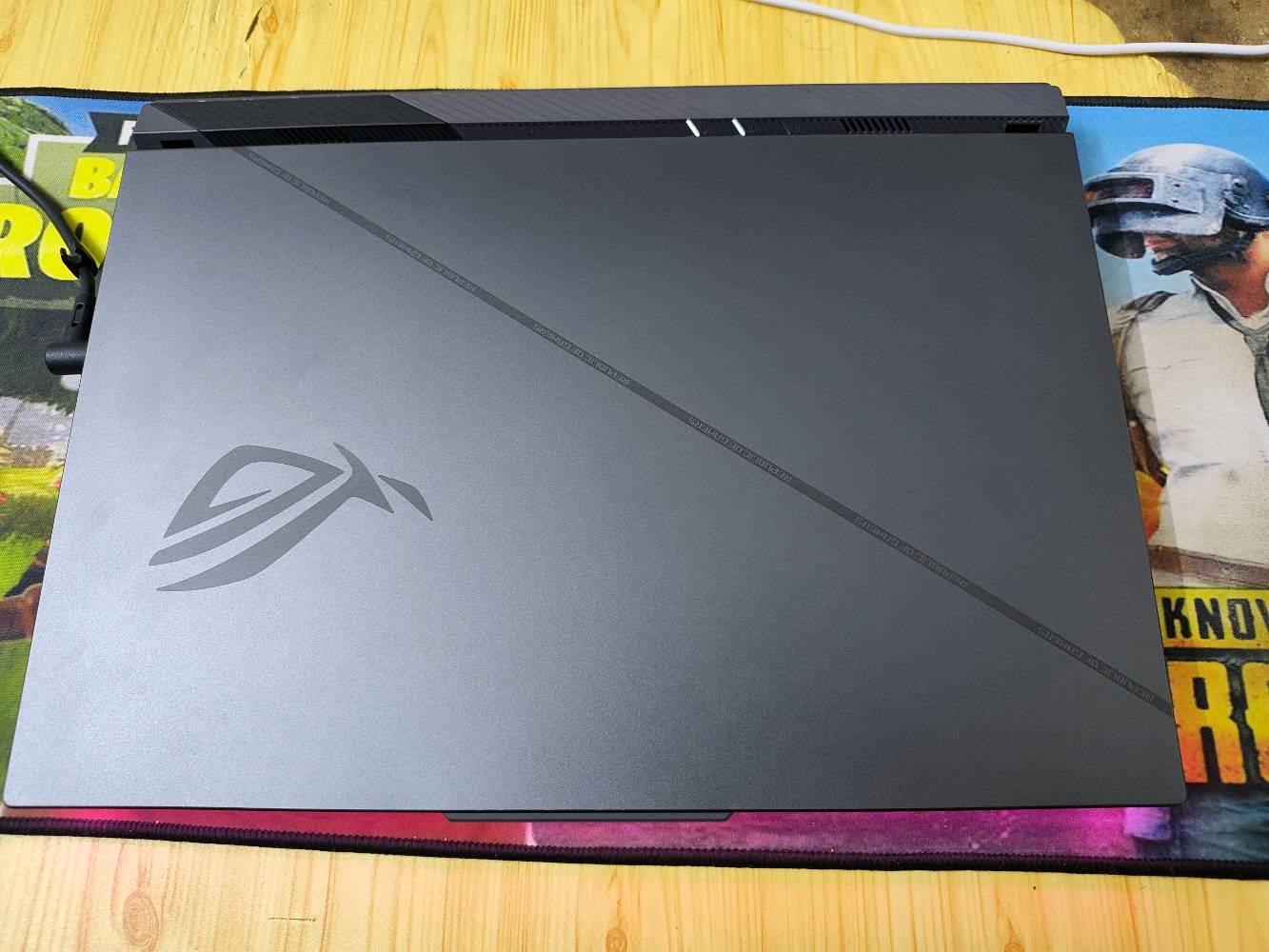 السلام عليكم
ASUS ROG Strix G16 2024
للبيع مستخدم قليل ونظيف جدا
المواصفات
كارت الشاشة: 
NVIDIA GeForce RTX™ 4060 (140W) MAX GDDR6
المعالج: 
Intel Core" i9-14900HX
التخزين:
 SSD (1TB) NVMe M.2 
الرامات: 
16GB DDR5-5600MHz
حجم الشاشة ودقتها:
(1200×1920) Size: 16-inch, 16:10 WUXGA 165HZ
الجهاز كامل ملحقاتة وكارتونة السعر مليون 675 وبيها مجال للشراي مكاني بغداد الصليخ 

