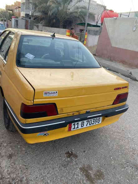 بيجو 405 موديل 12 سيارة حلو وجاهزة بس صدر نص عمر مصفرة غرامات وبسمي كير ومكينة فرنسي جدد سعر 26 وبيهة مجال ***********
