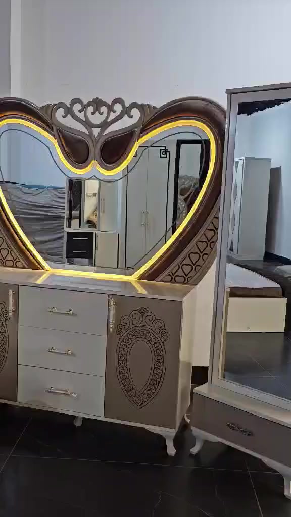 يا الله يارزاق غرفة النوم 10 ملكي لوك وضخم شراي راسلني خاص


**إذا كنت صاحب هذا الإعلان وتريد حذفه لأي سبب، رجاءا أرسل رسالة إلى الدعم الفني**