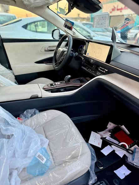 ♻️ تويوتا كراون 2026 بريميوم ♻️
🌪️ Toyota Crown Premium 2026🌪️

خليجي ( عبد اللطيف جميل سعودي )
 فخر الصناعة اليابانية
بلد المنشاً : اليابان 🇯🇵

سيارة تجمع بين الفخامة، الأداء القوي، والتكنولوجيا المتطورة🔝

🚘فول مواصفات بريميوم
🚘محرك 2500 هايبرد
🚘 سقف بانوراما 🔜🔜
🚘لايت 4  عدسات 
🚘شاشة جبيرة + كيجات ديجيتل
🚘 سستم صوت JBL + دمام خلفي 
🚘5 كاميرات 360 درجة
🚘 رادار  امامي + مانع تصادم + تحدي مسار
🚘 رادار خلفي + مانع تصادم خلفي
🚘 رادار جوانب + نقطه عمياء
🚘   بردة كهرباء
🚘 تحكم مقاعد امامي كهربائي 
🚘 تحكم مقاعد خلفي كهرباء
🚘 مقاعد جلد كريمي + تبريد كشنات
🚘 صاجات فورميكا 2026
🚘  شاحن وايرلس 
🚘 ميموري كشنات
🚘 ويل 19 إنش 🛞
🚘 فول منافذ TPC + كار بلي 🔋
🚘 باقي مواصفات الكراون معروفه 

‼️ لمعرفه السعر علق برقم 1 ‼️
نتعامل🚘🚍🚔( بيع - شراء - مراوس -تسليم فوري )

العنوان📍.. بغداد - معارض البياع - الشارع الرئيسي 

اوقات الدوام جميع ايام الاسبوع 
من الـ10 صباحاً الى الـ9:30 مساءً ⏰

للاستفسار يرجى الاتصال على الارقام الاتية 📱:

***********📲
***********📲 ‬

***********📲
***********📲

‭***********‬📲
‭ ***********‏‭📲
