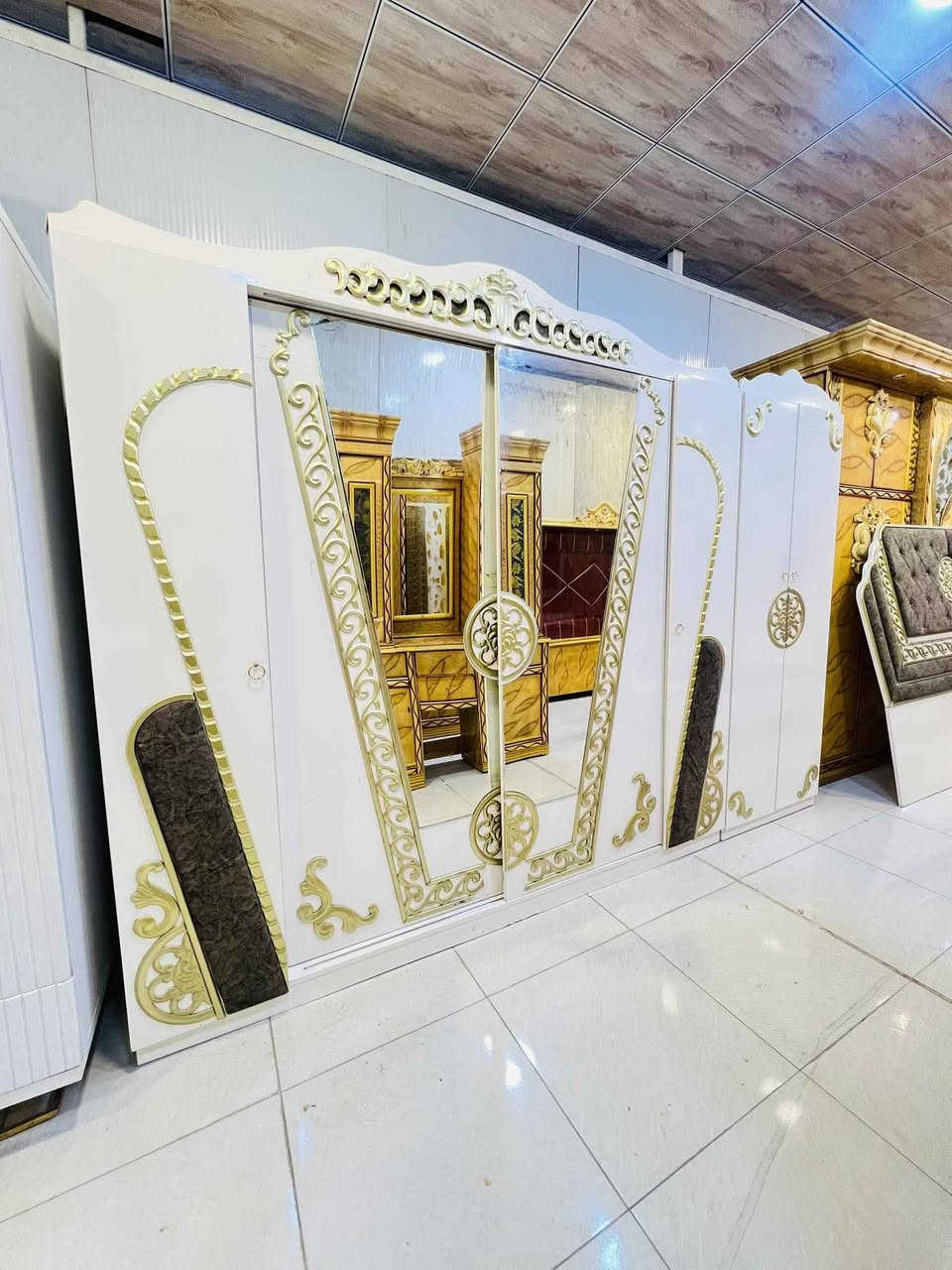 غرفة. تركي.  مودرن ثقيل. لون مميز. ١٠قطع. كوالتي. عالي 800 واصل. كول مناطق بغداد بغداد, العراق


**إذا كنت صاحب هذا الإعلان وتريد حذفه لأي سبب، رجاءا أرسل رسالة إلى الدعم الفني**