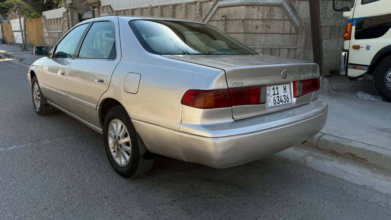 تويوتا كامري موديل 2000 يسرى بلاد كير اوتوماتيك تبريد ثلج اترايها حلو بدون نقص بدون حادث مصبوغه جماليه كلشي بيها شغال وجاهز سنويه بسمنا رقم جديد سعر 67 مكان بغداد شارع فلسطين للاتصال ***********

