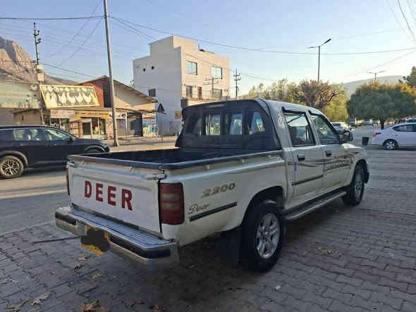 سڵاو بەڕێزان 
پیکاب دێر بۆ فرۆشتن ۲۰۱۱
ڕەقەم هەولێر 
سەنەوی ۳مانگی ماوە بەسەر بچێ
بێ سبوغ 
بێ ڵێدران
گێڕو مەکینە بەشەرت
بێ قەپو قۆپ 
وەک شەریکە ماوەتەوە
تاخم تایە زۆر بەش
سەیارەکە بێ کێشەیە 
سعری ۷۹کەمێک مەجال 
شوێن خەلیفان
*********** سوران
