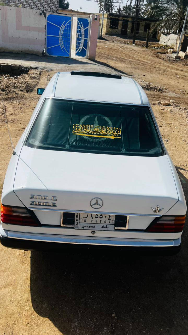 السلام عليكم  سيارة مارسيدس  مكفوله كفاله عامه صبغ جماليه فقط  سياره  كامله ما تخسر عليها ربع.   جاهزه  من  كلشي كهربائيات حداديه. تبريد  سستم  مضخم. سنترلوك  شغال مكينه وكير  مكفوله وماكو كلوب طافي   قواعد دبل سليمه
السعر 65. وبيها مجال بسيط

***********
