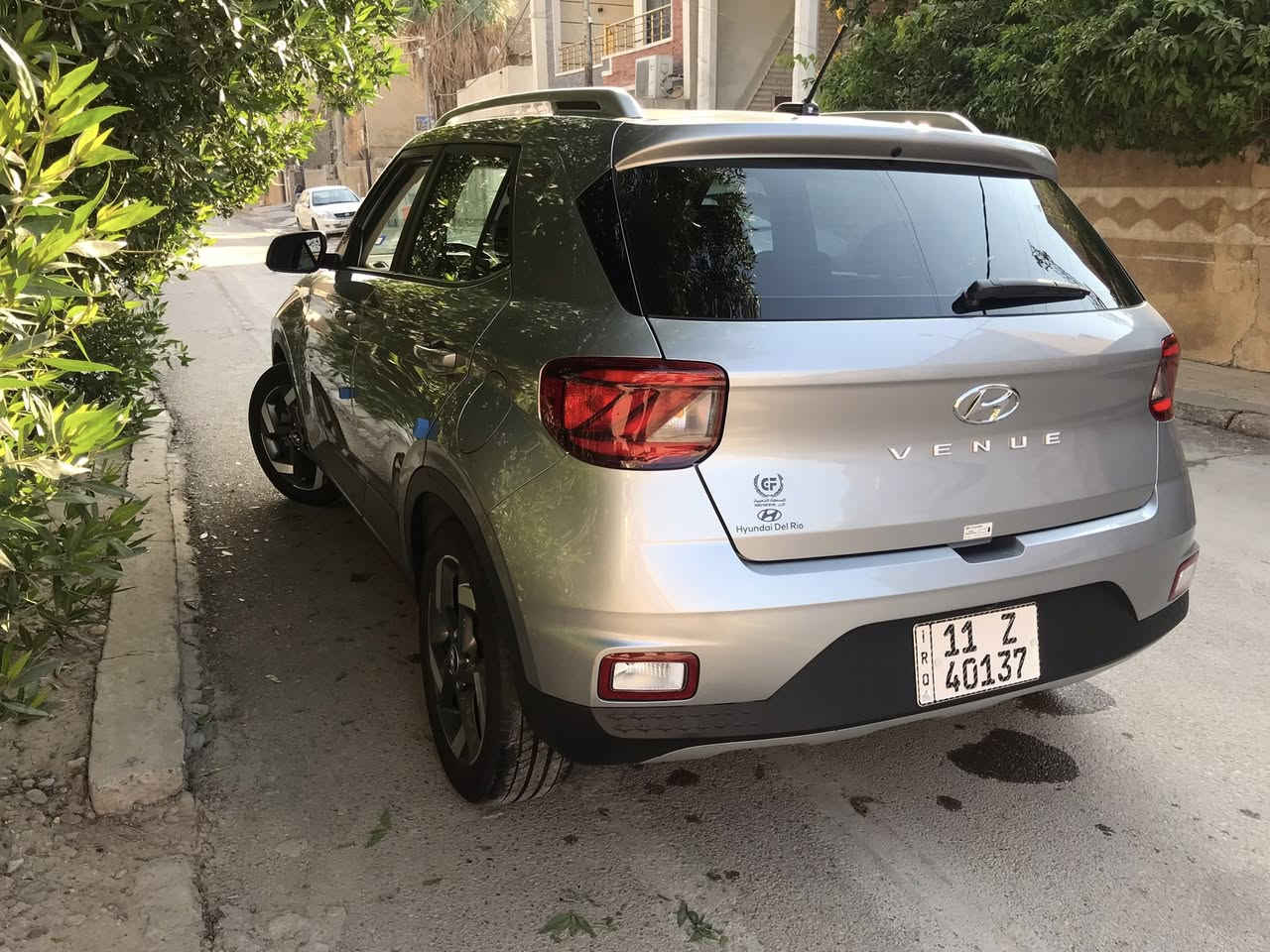 #هونداي_فينو
#موديل_2024
#مرقمة_بغداد
#دخول_جديد

  المواصفات 

1- بصمة 
 2- فتحه سقف (سلايت)
3- داخل لونين 
4- شاشه كبيرة كامرة دوارة 
5- فول  تحكم ستيرن جهتين  
 6- ويل كروم 
7- شاشة كبيرة كاربلي +اندرويد 
8- نظام انذار
9- مانع انزلاق
10- تراكشن منحدرات
11- وضعيات قيادة  
12- رادار تحذير جانبي 
13- رادار خلفي
14- رادار امامي
15- تحديد مسار 
16- مكينة 1600 دبل نوزل 
17- حمالات سقف
18- حساس خلفي

 و السيارة جديدة جدا و السيارة اجمل و أحلى بكثير من الصور و الحادث خفيف صور الحادث مرفقة مع الصور 
السعر 157 و بها مجال بسيط الاتصال ***********

📍المكان : بغداد , الدورة
