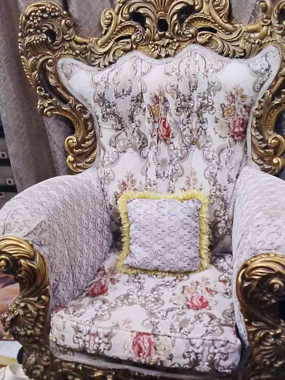 ١٠مقاعد نظيف جداً ويه طبلات العنوان الزعفرانيه السعر ٥٠٠ وبي مجال


**إذا كنت صاحب هذا الإعلان وتريد حذفه لأي سبب، رجاءا أرسل رسالة إلى الدعم الفني**