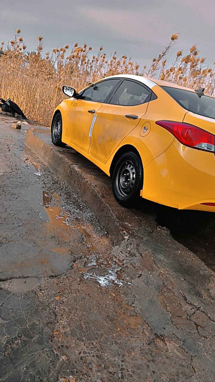 سلام عليكم النترا موديل 2012وارد امريكي بدون حادث وبل عراق ضربت بيدي بدلت بس البنيد وبقيه كلى كفاله سياره  كله ليبل واحد من عده البنيد وبلنيد القديم موجود سياره جاهزه ومتعوب علي تخم تاير جديد سياره رقم بغداد تحويل مباشر هيه وغرمات مصفره سعره 105وبيه مجال مكان السياره بابل ***********
