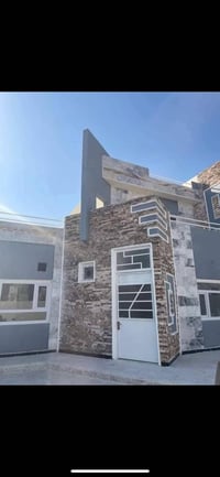 دار للإيجار • مجمع السلام السكني