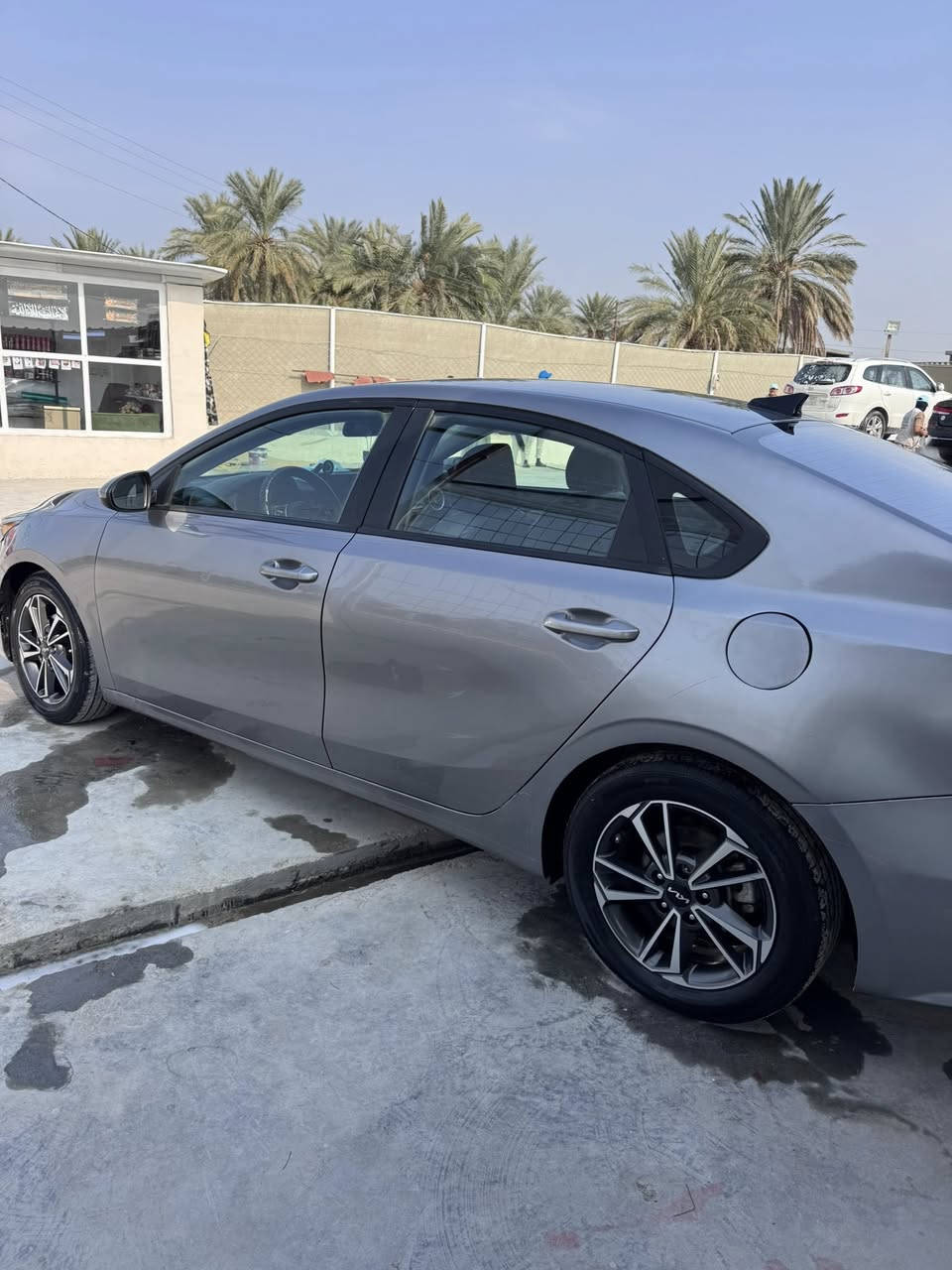 فورتي موديل ٢٠٢٣ رقم مثنى معوقين بعد سنتين وتصير حرة مستعجل عالبيع السعر ١٢٠  $. للاستفسار اكثر. 
الاتصال ***********
