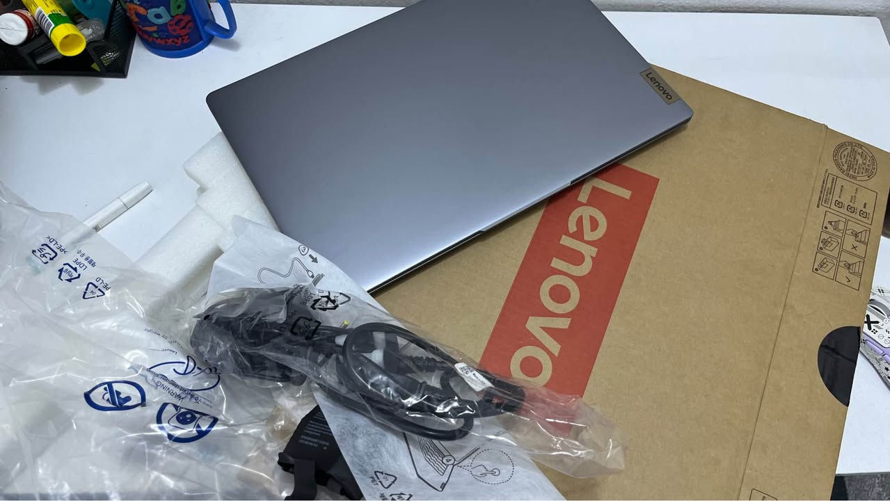 المواصفات 
معالج : i5 13th Gen (13420H) 
رامات : 8gb ddr5 4800mhz
كارت الشاشة : مدمج 
الشاشة : 15.6” FHD ips 60hz
مميزات اخرى : يحتوي بصمة اصبع touch id وانطيك ويا وندوز ١١ مفعل وكامل  
ملاحظة : اللابتوب ما صارلة سنة يمي يعني استخدامة كلش قليل اخو الجديد وعندي وصل شراء للتأكيد وباقي بي ضمان شهرين يم شركة النبع
السعر بي مجال مو نهائي بغداد, العراق


**إذا كنت صاحب هذا الإعلان وتريد حذفه لأي سبب، رجاءا أرسل رسالة إلى الدعم الفني**