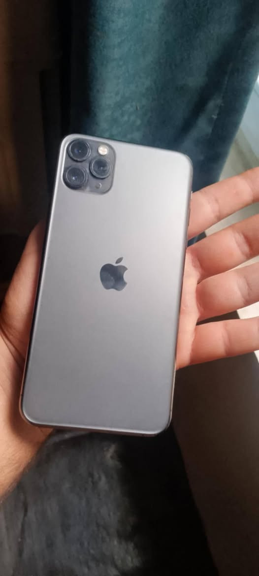 ايفون11بروماكس ذاكره 256 بطاريه 80 جهاز مكفول نظافه100% مداخل تصليح مكاني الدوره
سعره 400 
***********
